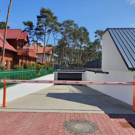Apartament Beige Z Ogrodkiem Dziwnowek Bagian luar foto