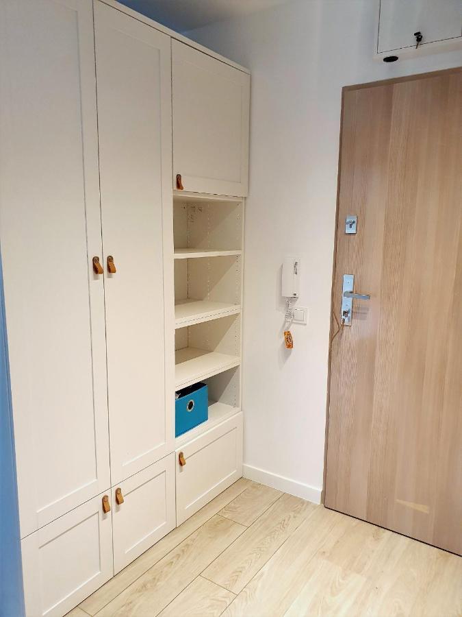 Apartament Beige Z Ogrodkiem Dziwnowek Bagian luar foto